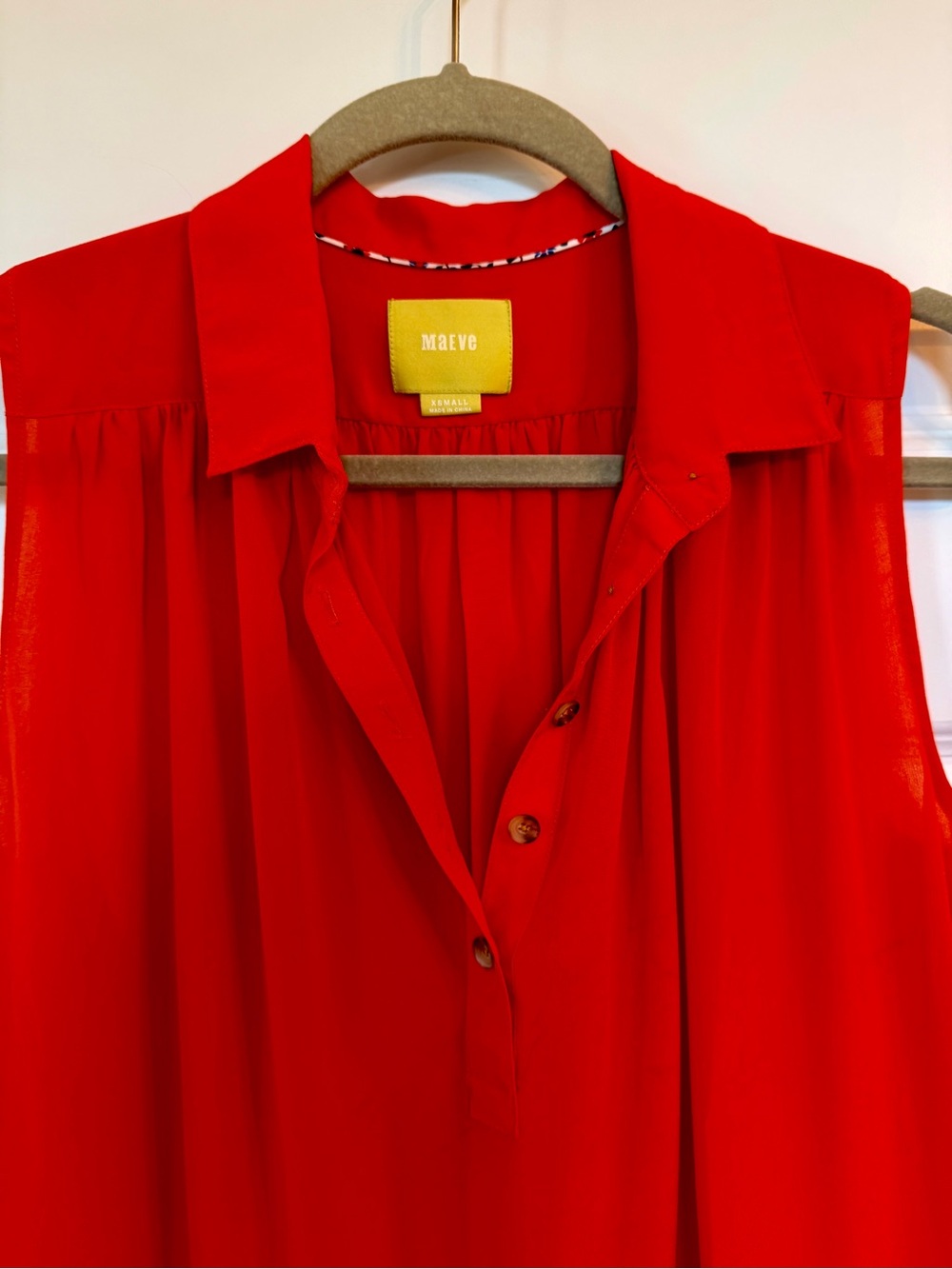 Anthropologie Maeve Silk Vibrant Red Sleeveless Button-Front Blouse
